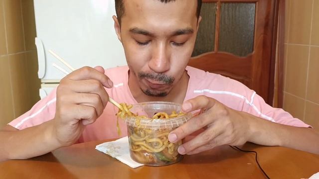 ДОСТАВКА WOLT / ЗАВЕДЕНИЕ ТоДаСё / Казахстан, Алматы / МУКБАНГ УДОН С КУРИЦЕЙ | ASMR