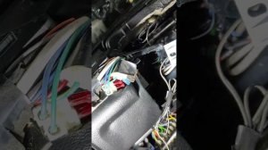 Нива электропроводка. Не работают дворники,пропала приборка. дело в проводке моторчика дворников