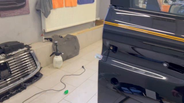 Rolls Royce Cullinan - делаем защищенным кузов полиуретановой плёнкой в http://bgt-detailing.ru смотреть онлайн