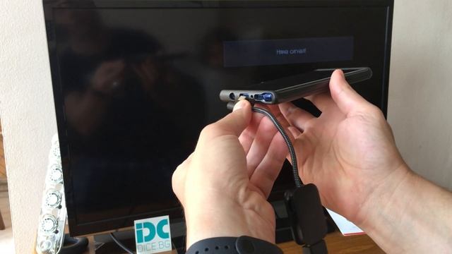 Миниатюрен, сгъваем USB-C към HDMI адаптер, производство на Nonda от dice.bg смотреть онлайн