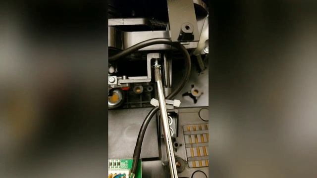Thrustmaster 458 spider wheel opened for bad potentiometer. смотреть онлайн