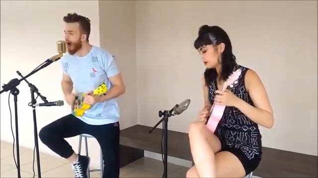 ACDC Thunderstruck UKULELE Angus Young SOLO OverStyle смотреть онлайн