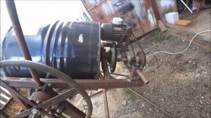 ? Самодельная БЕТОНОМЕШАЛКА из БОЧКИ 200 л. ИСПЫТЫВАЮ В ДЕЛЕ. Замешиваю бетон М200.
