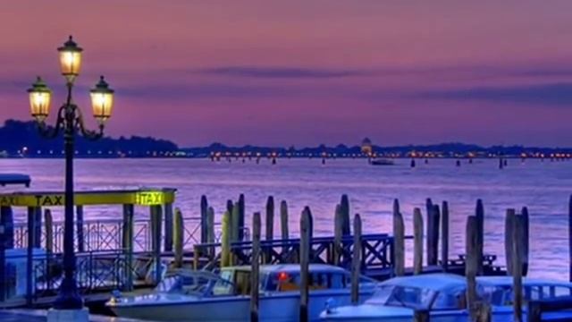 Charles Aznavour Venecia sin ti (En español) смотреть онлайн