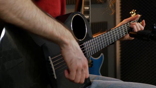 Enya Music X4 Pro Carbon Fiber Acoustic Guitar - Review & Demo смотреть онлайн