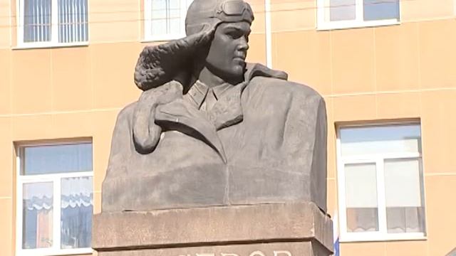 2 апреля  - день рождения Героя Советского Союза Анатолия Серова смотреть онлайн