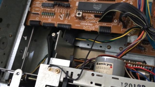 Play It Open: Onkyo A-65 Amplifier + Onkyo TA-2055 Tape Deck