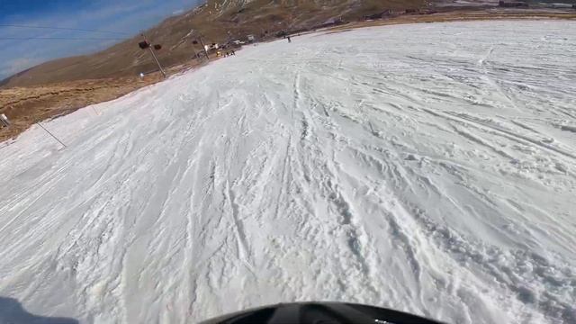 Erciyes Tekir. Спуск по синей трассе Текир Эрджиес на борде. Вид от первого лица. смотреть онлайн