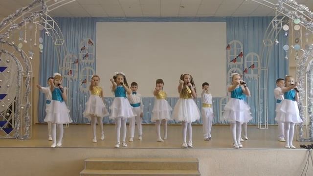 Вокальный ансамбль "Маленькие волшебники" - Мир на планете, средняя школа № 4 г.Дзержинска смотреть онлайн