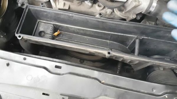 Mercedes Air Filter replacement w 203 C class coupe