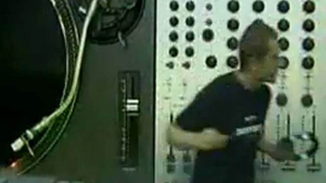 Julio-b and Losardo - RTS.FM.110909 смотреть онлайн