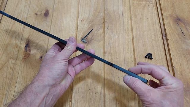 Faux Arrow Hinge - Aluminum with Distress Look - 18 inches смотреть онлайн