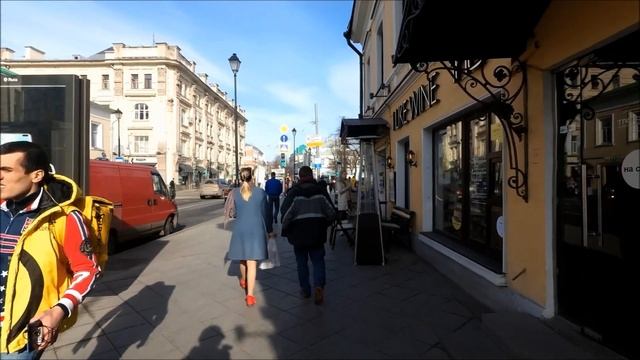 Москва. Прогулка по улицам Маросейка и Покровка 4.04.2019 смотреть онлайн