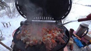 Гриль O-GRILL 500 на природе горячая еда