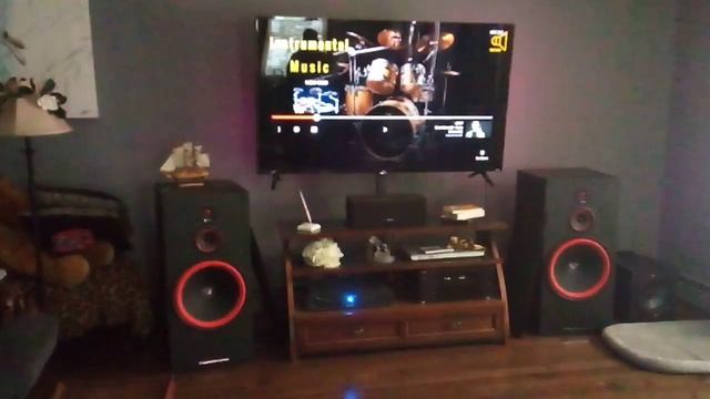 Cerwin-Vega! SL 15, Crown XLi2500, Onkyo TX RZ820 sound/mic test. смотреть онлайн