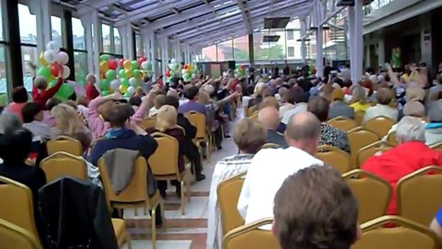 Мы желаем счастья вам!