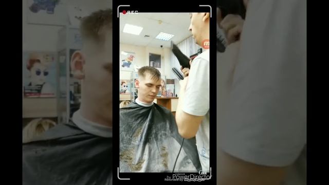 Мужская стрижка Стил фейд. Men's haircut still feyd. смотреть онлайн