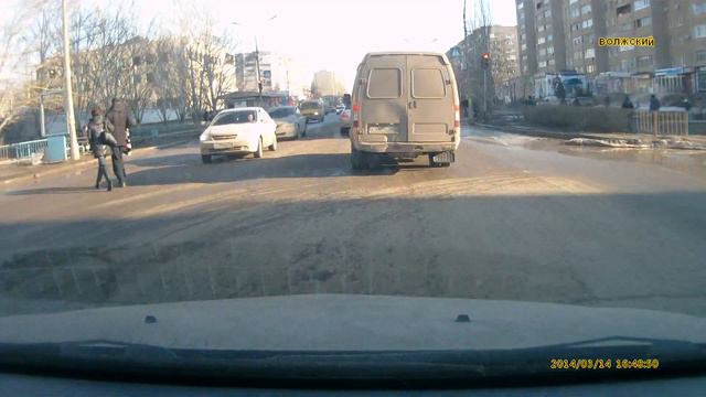Красный???? нет не видел! смотреть онлайн