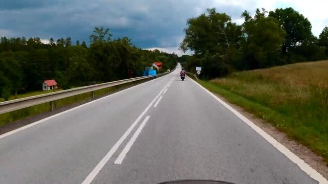 Martin | Motovlog | Honda RC46 VFR 800 1999 vs. SC63 VFR 1200F 2010 смотреть онлайн