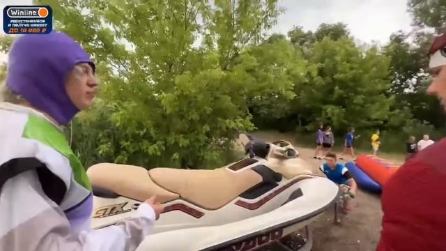 IRL ГИДРОСКУТЕР + БАНАН смотреть онлайн