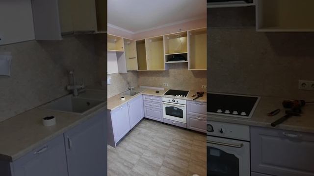 Сборка кухни, запил карнизов. смотреть онлайн