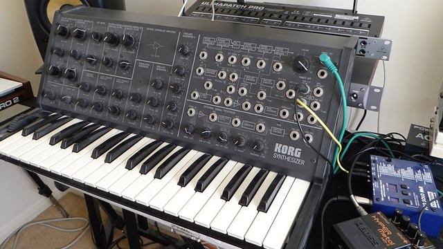 Korg MS20 & Boss HM3 Hyper Metal смотреть онлайн