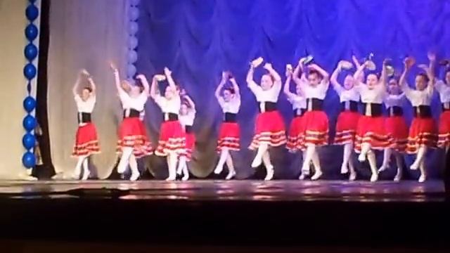 Внук Кирилл танцует "Тарантеллу" смотреть онлайн