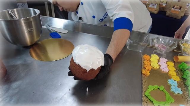 Идеальный декор. ИДЕИ УКРАШЕНИЯ КУЛИЧА на Пасху. смотреть онлайн