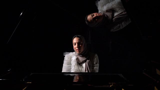 Swan Lake - Tchaikovsky (Piano recital by Asmaa Naga) смотреть онлайн