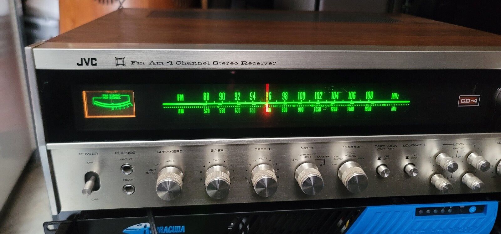 Винтажный 4-канальный ресивер JVC 4VR-5426X мощностью 160 Вт-Япония-1972-год