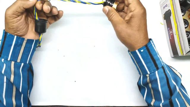 0.5 watt LED Bulb fringe || 0.5 वाट के बल्ब की लड़ी बनाएं || #theindianelectrician#ledbulb смотреть онлайн