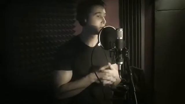 Максим Калужских читает стихотворение Ирины Самариной-Лаберинт "Сегодня бог проснулся рано" смотреть онлайн