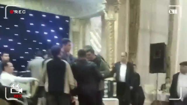 Огабек Собиров тўйда жанжаллашиб кетдилар, асабни бузган одам пушаймон килди #хоразм #тўй смотреть онлайн