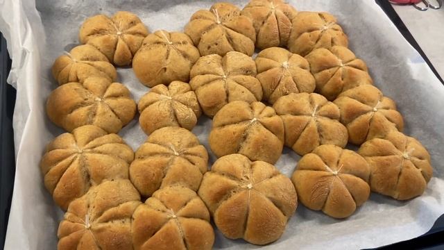 ОСЕННИЙ УЮТНЫЙ ВЛОГ: что я делаю осенью, фестиваль тыкв, рецепты, хэллоуин, мои любимые кафе в Праг смотреть онлайн