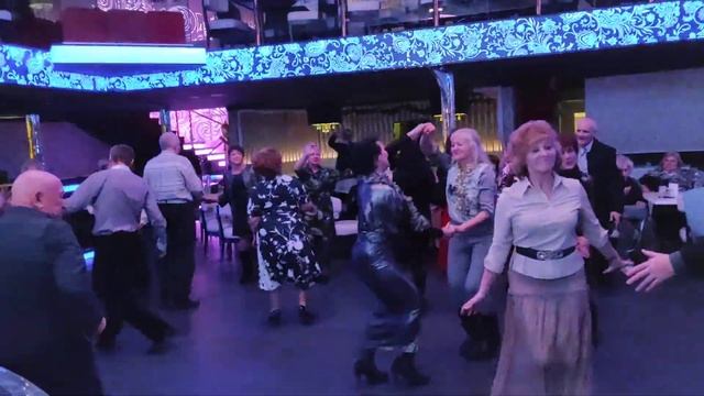 ТАНЦЫ/НОЧНОЙ КЛУБ MUSEUM/KHARKOV/ХАРЬКОВ/ЯНВАРЬ 2022?️?? смотреть онлайн