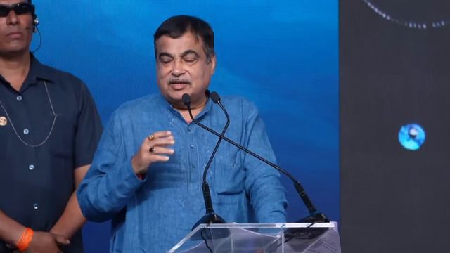 Launching Mercedes-Benz EQS Electric Vehicle (Made in India), Pune | Nitin Gadkari смотреть онлайн