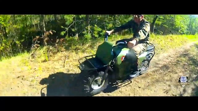 ТРИЦИКЛЫ, МОТОЦИКЛЫ и БУКСИРОВЩИКИ НА БОЛОТЕ PAXUS смотреть онлайн