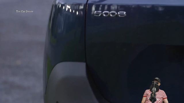 Второе поколение Peugeot 5008 (2022 года) - большой 7-местный семейный кроссовер.