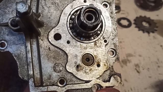 Разборка НОВОГО мотора спортивного мотоцикла Минск МММВЗ - 3.216. смотреть онлайн