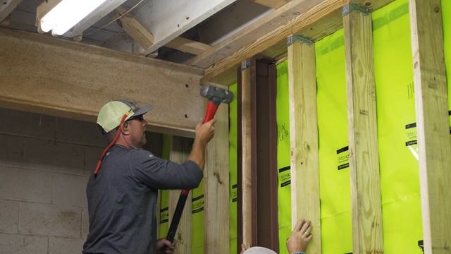 WORKSHOP RENOVATION PART 6 : Structural Steel & Insulation Prep смотреть онлайн