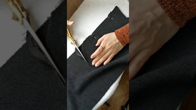 Обработка кармана в боковом шве брюк смотреть онлайн