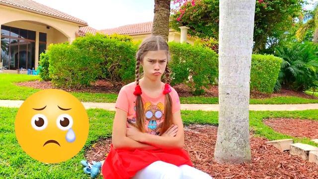 Настя Артем и Мия - история для детей про игрушки и домик.