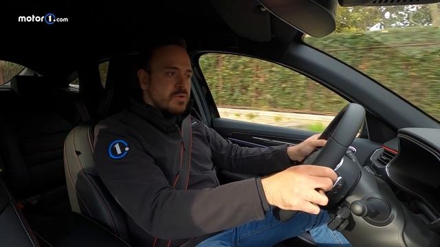 Come va la Renault ARKANA, il SUV coupé IBRIDO da 30.000 euro смотреть онлайн