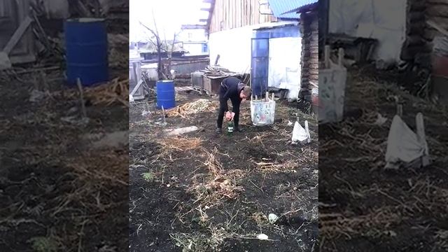 Газ и 1,5 литровая бутылка с водой смотреть онлайн