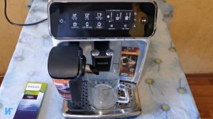 Как очистить варочную группу кофемашины Philips EP3243 от кофейных масел используем таблетки Philip