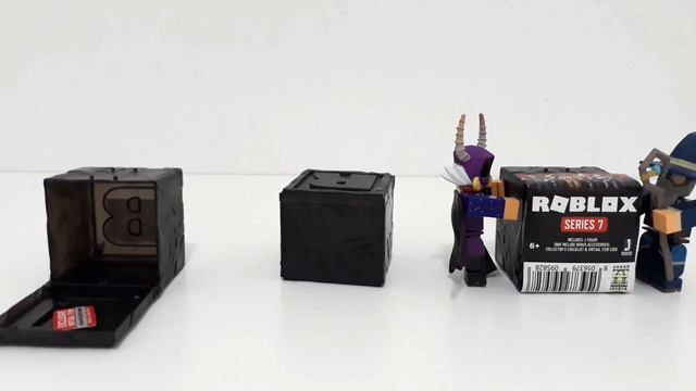 ROBLOX | ROBLOX SERIES 7 | Φιγούρες με κωδικούς | unboxing in stop motion смотреть онлайн