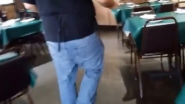 США. Чикагская пицца. Salerno's restaurant. смотреть онлайн