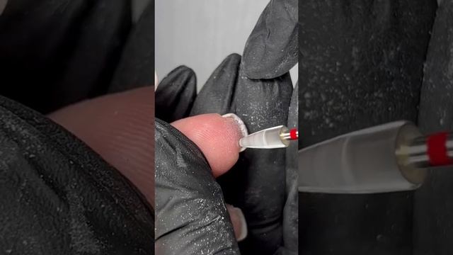Градиент стемпингом | Укрепление гелем коротких ногтей | Замес из втирки #nailart #stamping #shorts смотреть онлайн