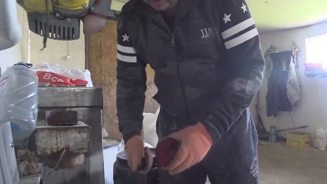 Купил 10 тонн, постройка сарая , короче дела идут смотреть онлайн