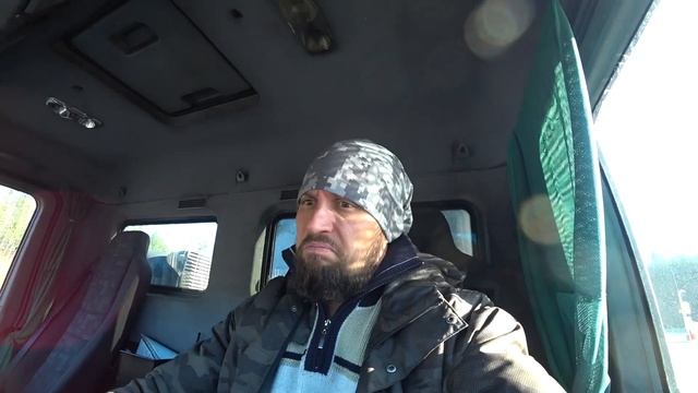 День пошёл не по плану. Щебня нет, но есть отсев! Вожу на Мерседес Актрос. смотреть онлайн